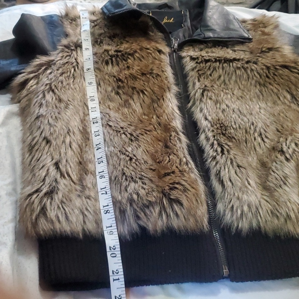 Jack by BB Dakota Faux Fur Vegan Leather Moto Jacket Size M - Picture 7 of 10
